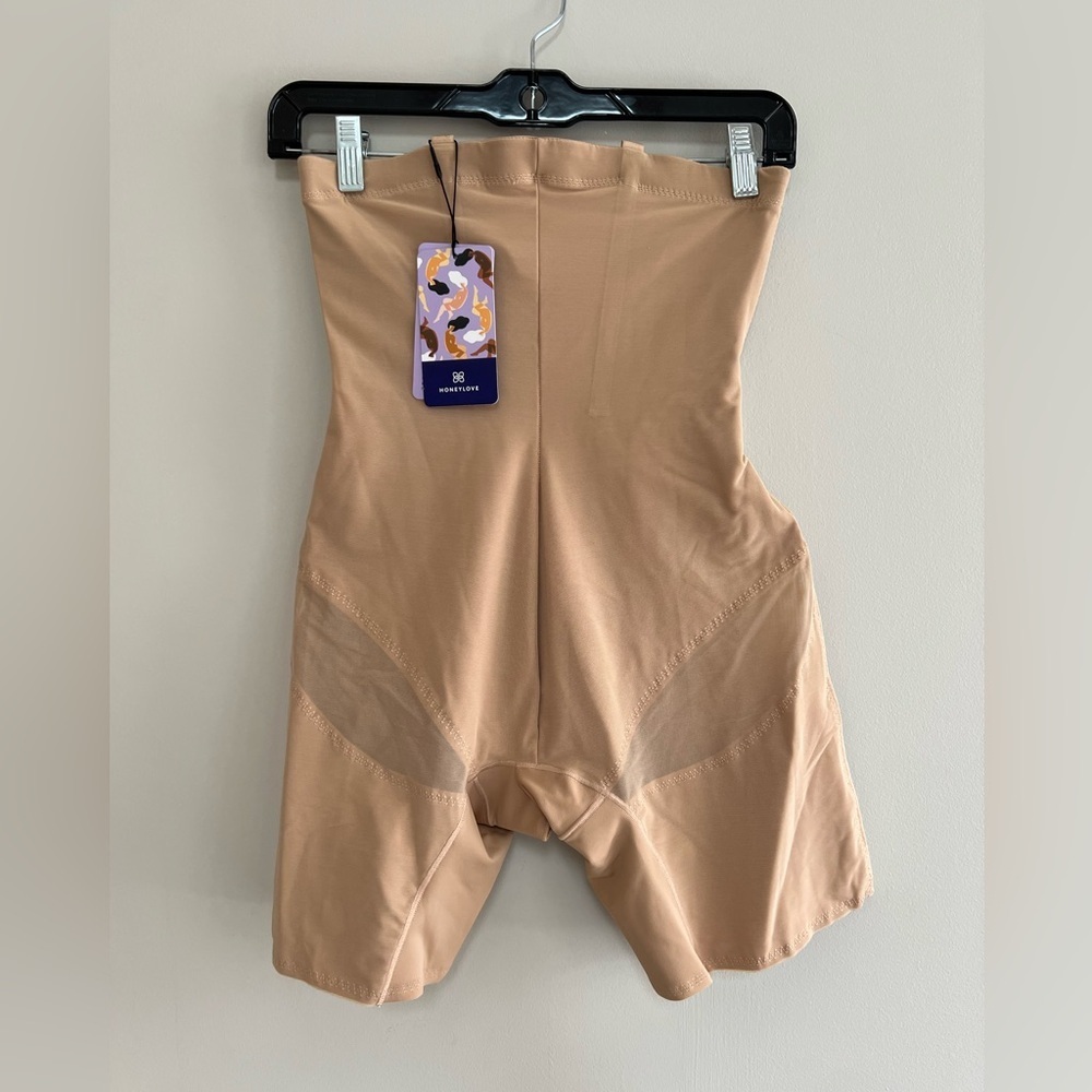 Honeylove NWT SuperPower Shapewear Short in Sand/Nude, size L